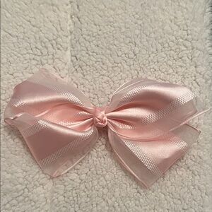 Elegant Pink Satin Hair Bow